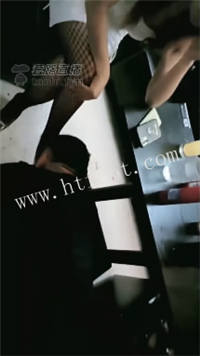 031407cu8e7cnsfmf4oeom.jpg