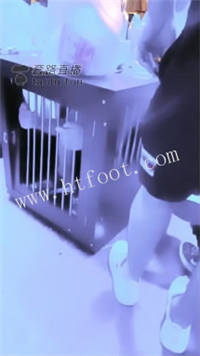 031412d5wfgt13t8t97f7c.jpg