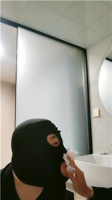 rkwz3ktfq2b.jpg