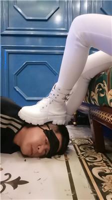 oyblupxklxa.jpg