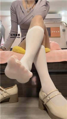 eoiam3nx2c4.jpg