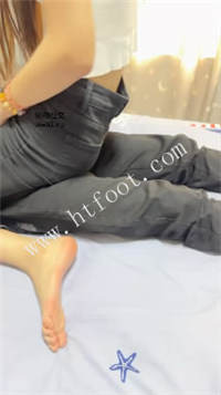 025327nj70xxxx4e8jjmie.jpg