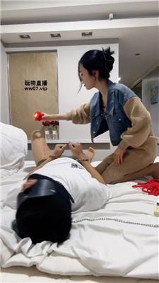vxrwgv44f1d.jpg