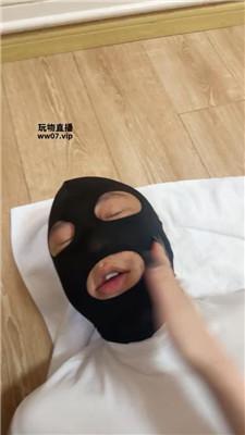 f1b0qcm5zum.jpg
