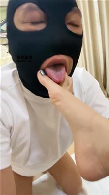 yzdhapy0tgk.jpg