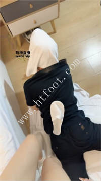 222614bcmg7pb8g5875g1y.jpg