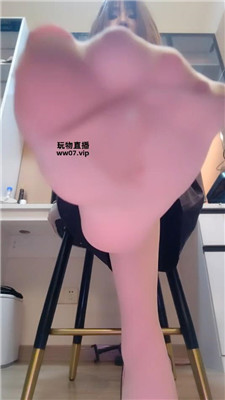 rlnrzr1snk0.jpg