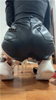 11fpnhtcag5.jpg