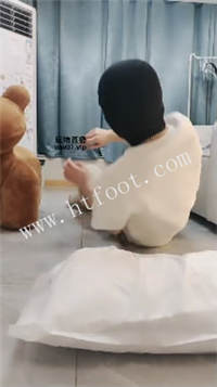 061010bukvt2l1vdtdd222.jpg
