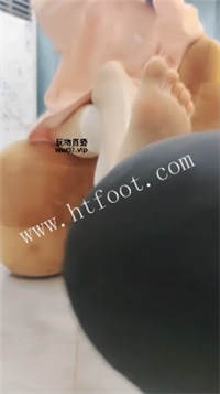 061009y875z9sf39uf44z2.jpg