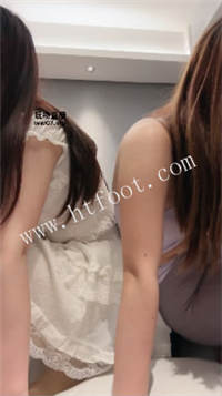 061129a55ycimaq8t9pmty.jpg