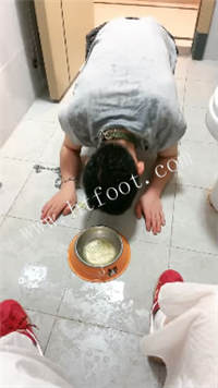 061656bz22f94wbj8mb4zm.jpg