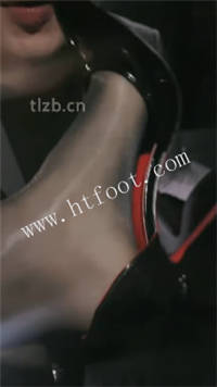062035uzpp8jpggm85ppqb.jpg