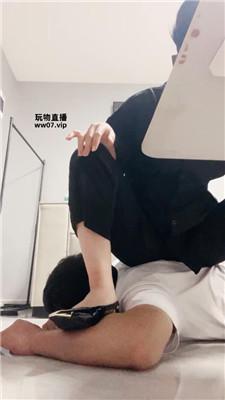 wv4navij2kw.jpg