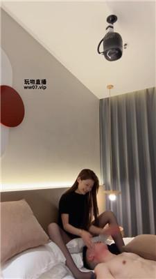 gqcor3w3bcx.jpg