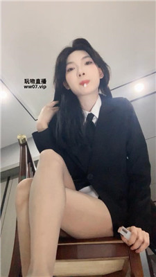 w4nw1qifk23.jpg