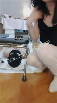 005752gy11z64666mb485i.jpg
