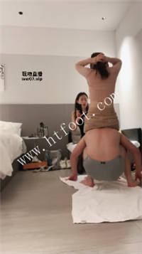 012019hs1cho1hh8edwyst.jpg