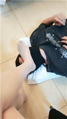 fl5hlrx1xp1.jpg