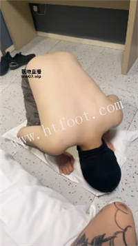 005226lqidt1i599z18m8d.jpg