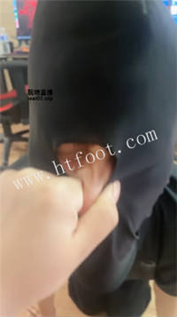 005512n8z03outnyn08vz3.jpg