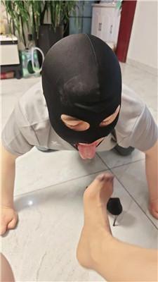 ky5apxv4a0m.jpg
