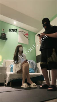 064642r8rndqt0noaemo5n.jpg