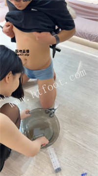 025100yuqyw9qw1zq8yiuj.jpg