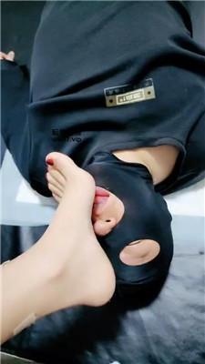 gd5u1jl4by4.jpg