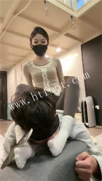 004120uqt44m4bpbq3884b.jpg