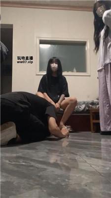 4szjmqqmmks.jpg