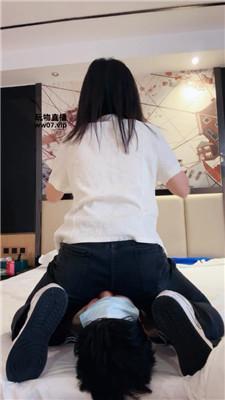 zy2wbtpydnj.jpg