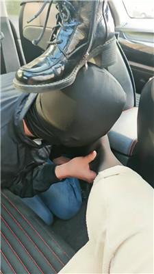 p1rmvmmxib0.jpg