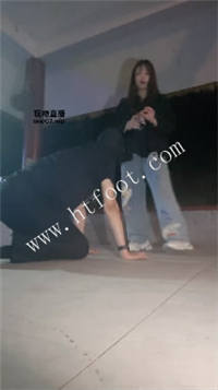 022336pas0dwn0rs1090kk.jpg