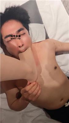 0ssaahnhdel.jpg