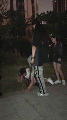 aa25uowzhxl.jpg