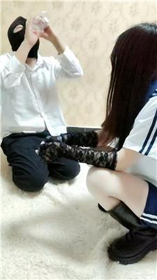d25ykz1viod.jpg