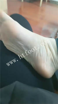 015737g92ab6bgum64b84h.jpg