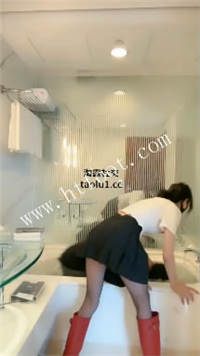 020637j3gnuv6up967z8pu.jpg