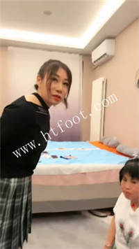 021930ff7m2z5t239yz9c7.jpg