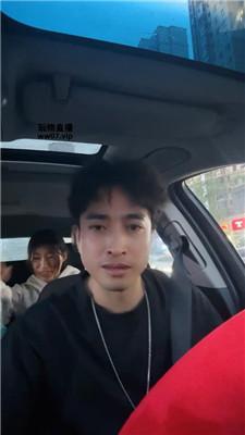 xihg5tcea1y.jpg