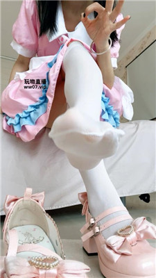 02b3c3jyzno.jpg