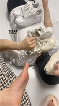 032921md6i8zji658z558a.jpg