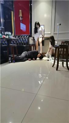 ck0wd1r525n.jpg