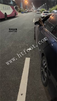 063818vag7bbob7tv6slay.jpg