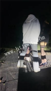 064731aj60vm493mo6m49v.jpg