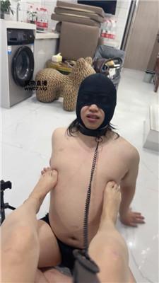qrkvj42wxac.jpg