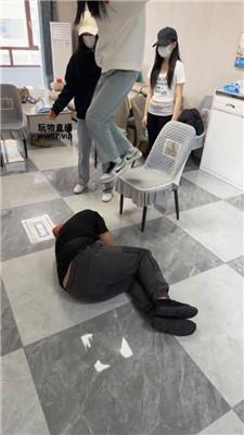 fc5pm2jnrpi.jpg
