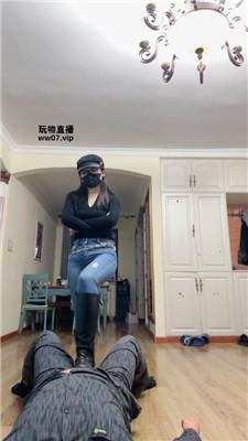 efadj5cm04g.jpg