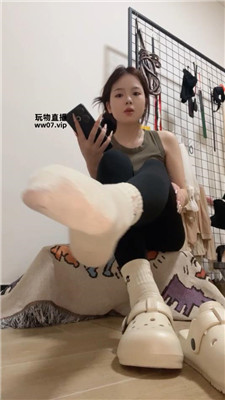 1dw1tngfx5i.jpg